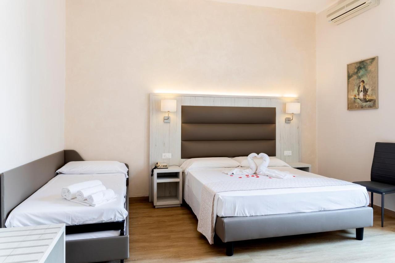 Hotel Biagi & Residence ลิโด ดิ กามาโยเร ภายนอก รูปภาพ
