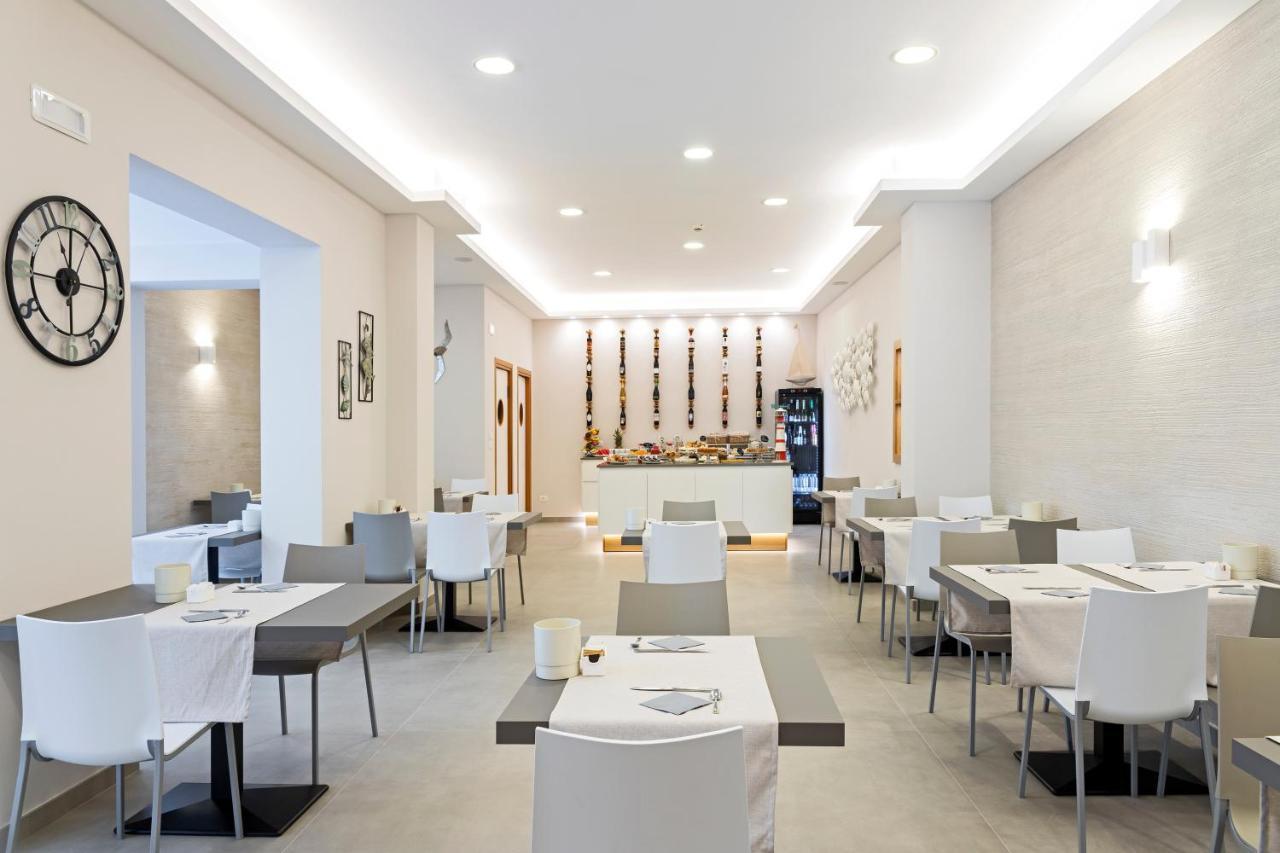 Hotel Biagi & Residence ลิโด ดิ กามาโยเร ภายนอก รูปภาพ
