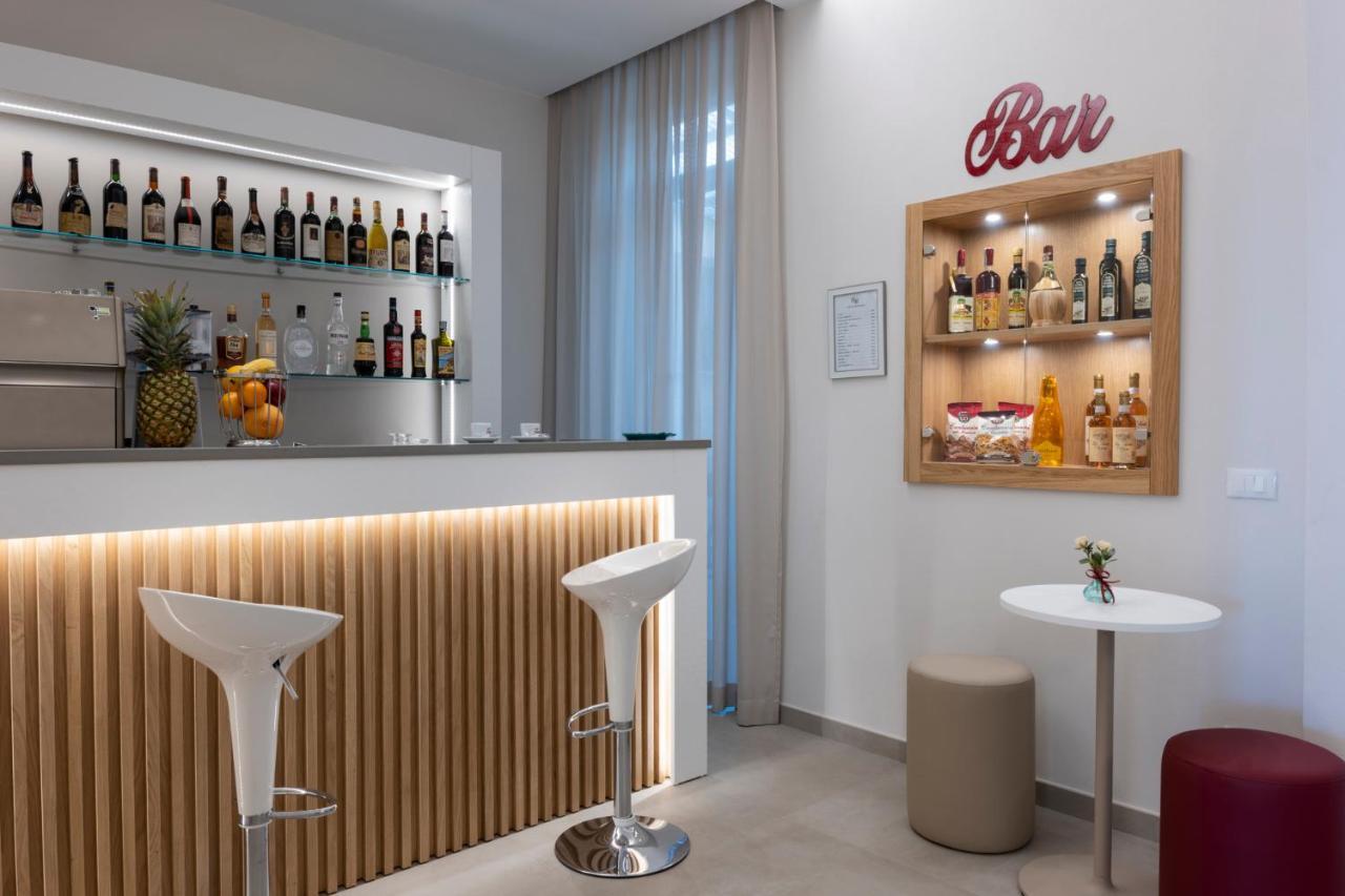 Hotel Biagi & Residence ลิโด ดิ กามาโยเร ภายนอก รูปภาพ